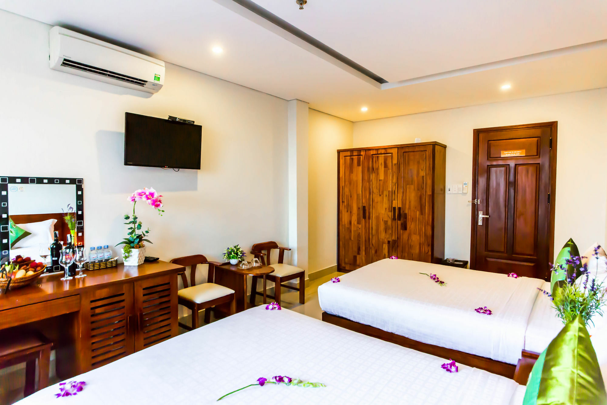 Kien Cuong 2 Hotel Дананг Экстерьер фото
